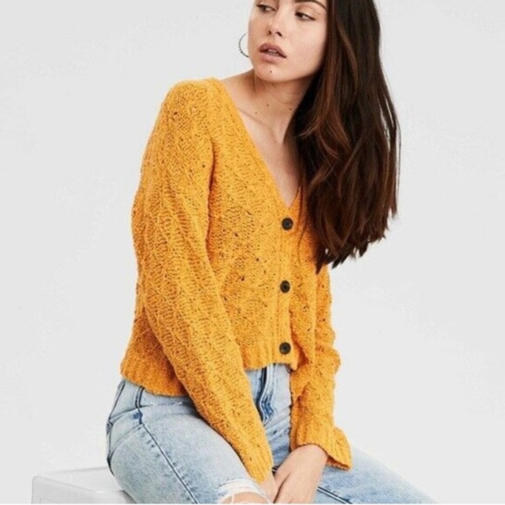 American Eagle Cropped Yellow Knit Cardigan XXL